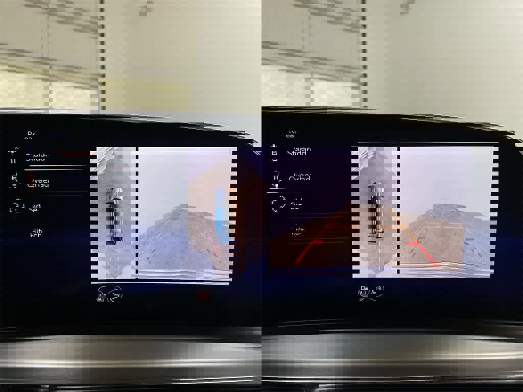 Certified 2024 Cadillac Lyriq Luxury image 26