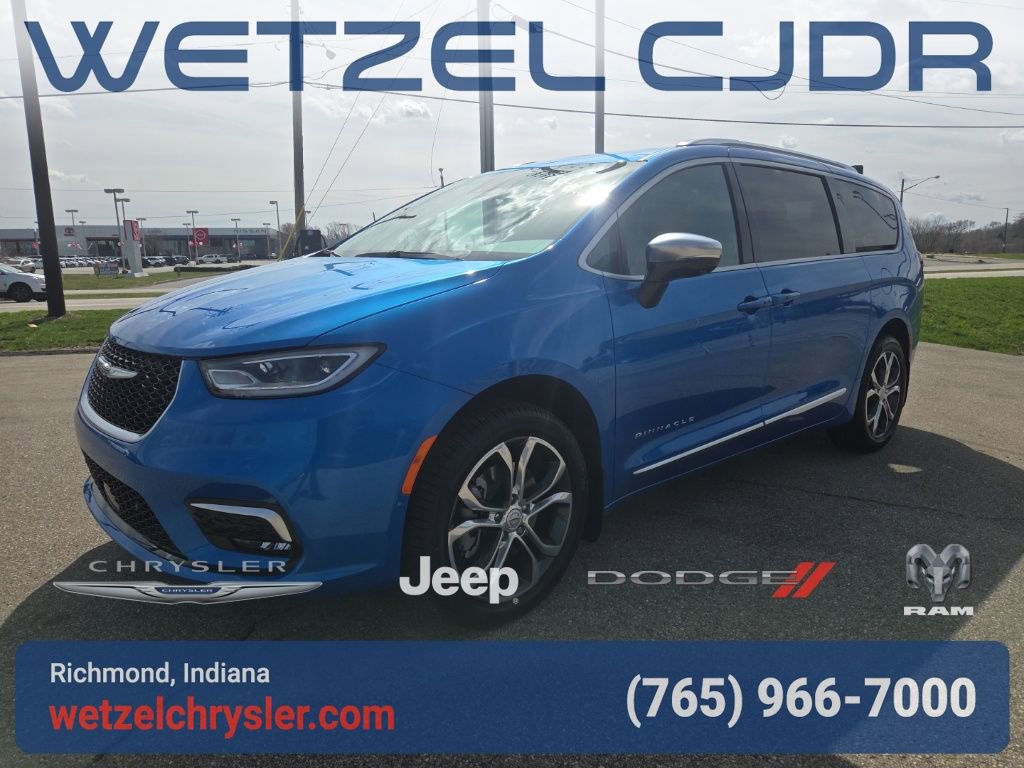 New 2026 Chrysler Pacifica Pinnacle w/ Trailer Tow Group image 3