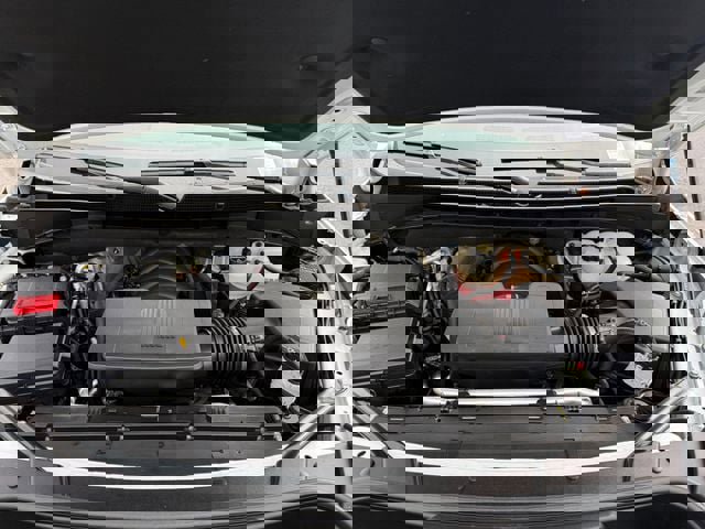 Used 2025 GMC Yukon Denali RWD image 18