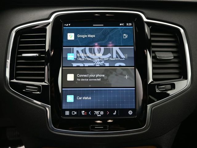Used 2023 Volvo XC90 B6 Plus w/ Protection Package Premier image 11