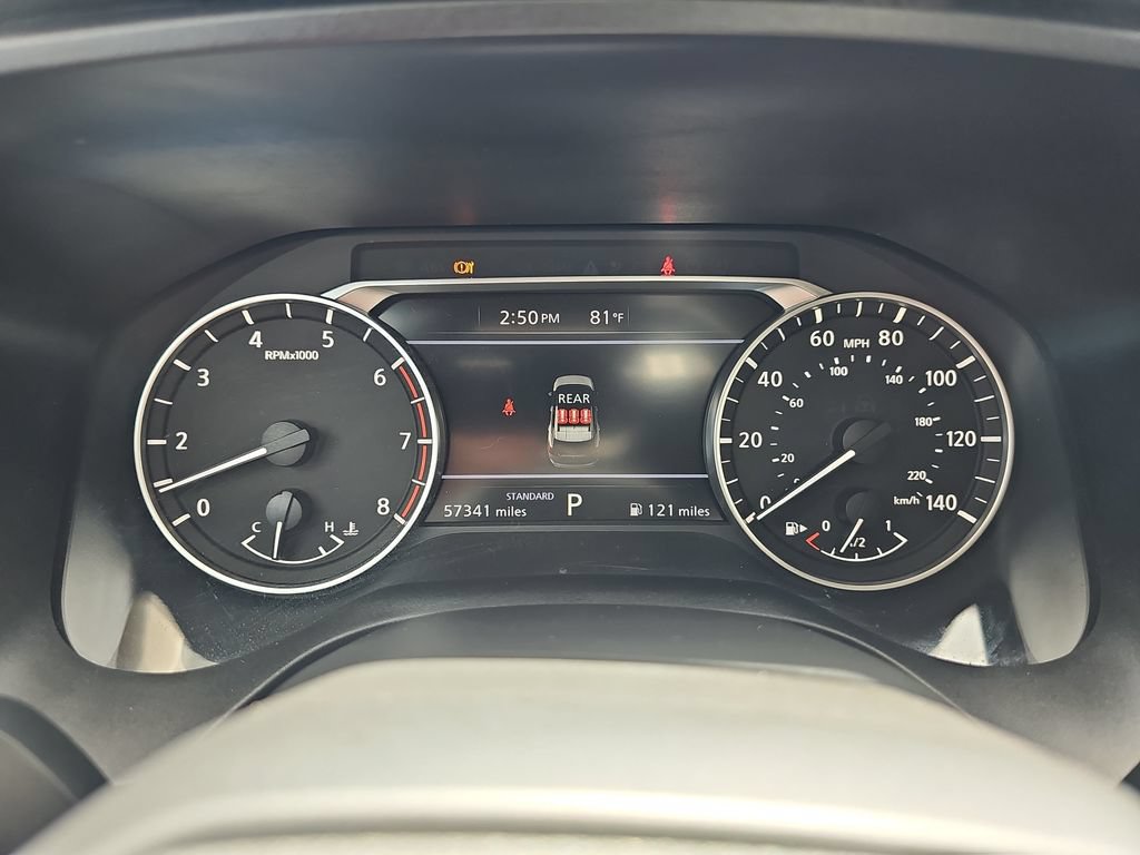 Used 2025 Nissan Rogue SV FWD image 19