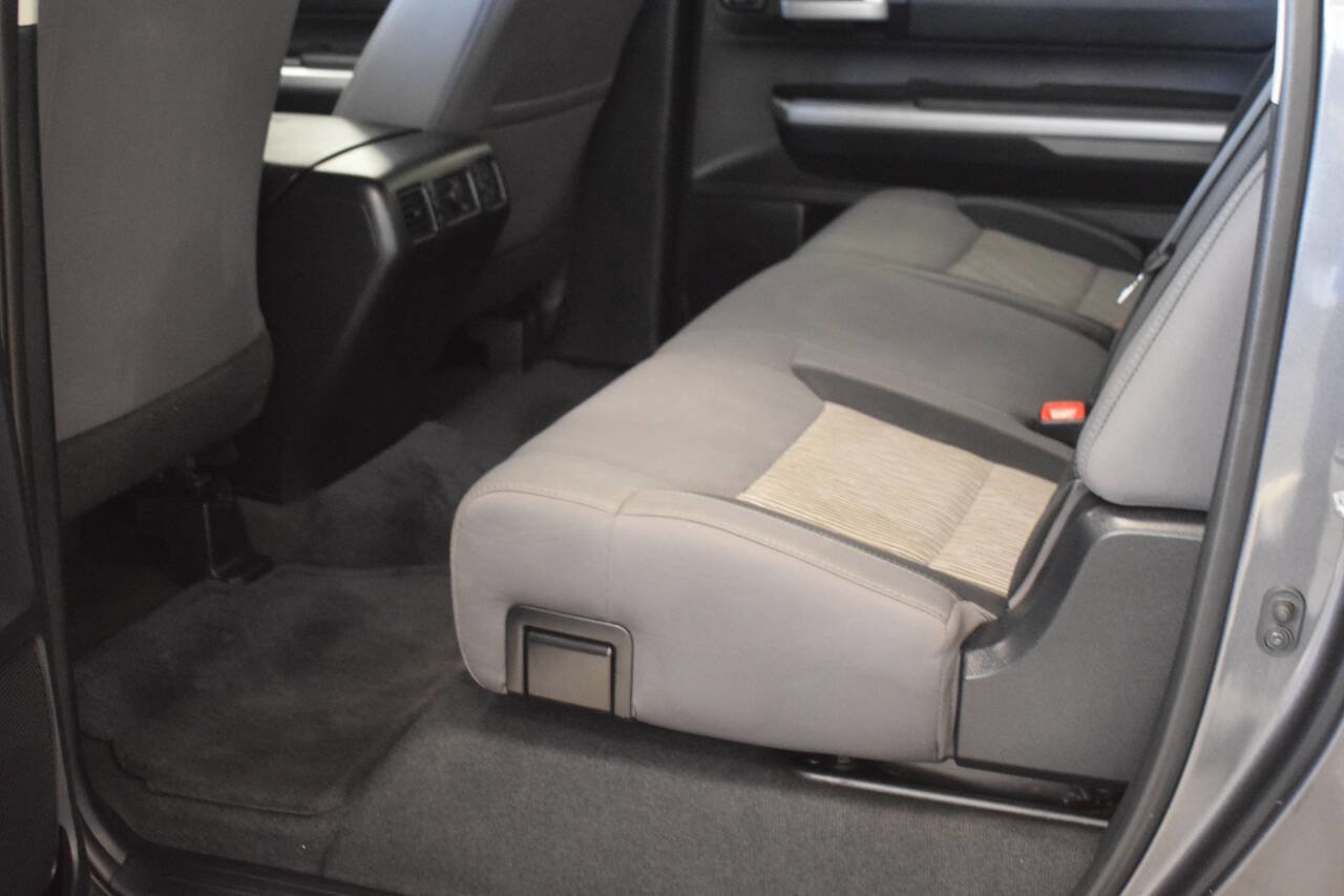 Used 2017 Toyota Tacoma TRD Off-Road image 91