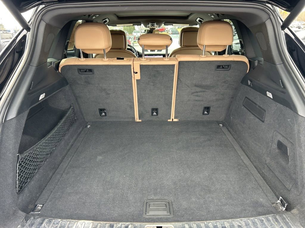 Used 2019 Porsche Cayenne image 16