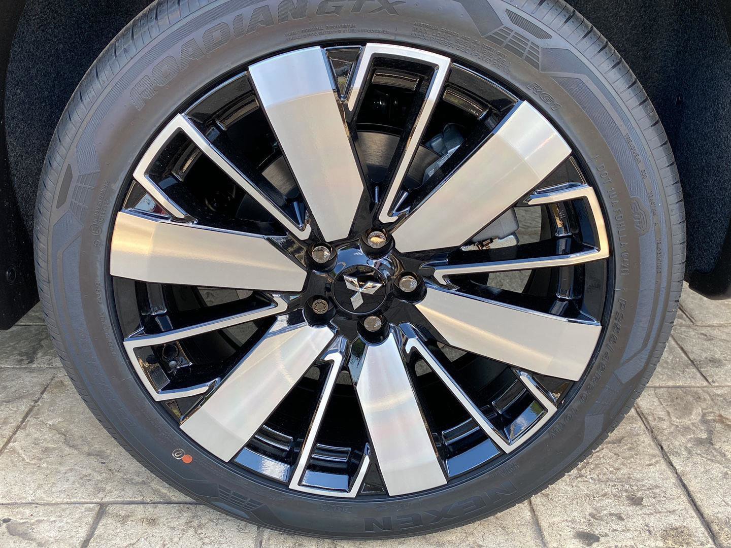 New 2026 Mitsubishi Outlander SE AWD/4WD image 12