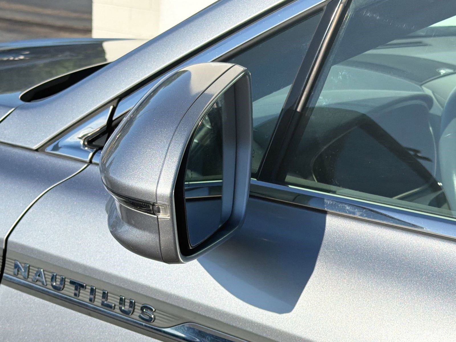 Used 2020 Lincoln Nautilus Reserve FWD image 22