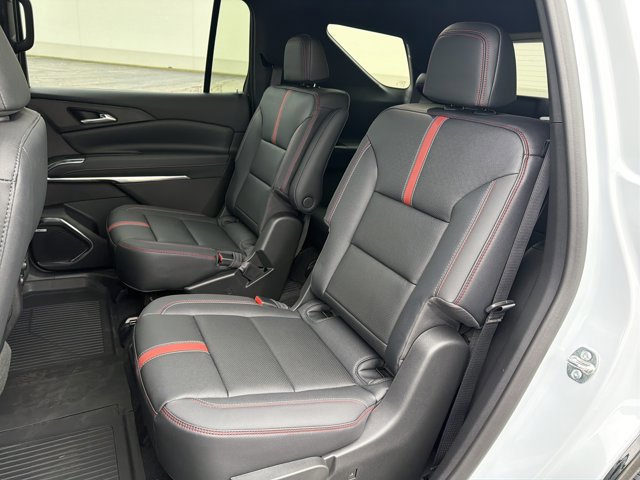 New 2026 Chevrolet Traverse RS image 25