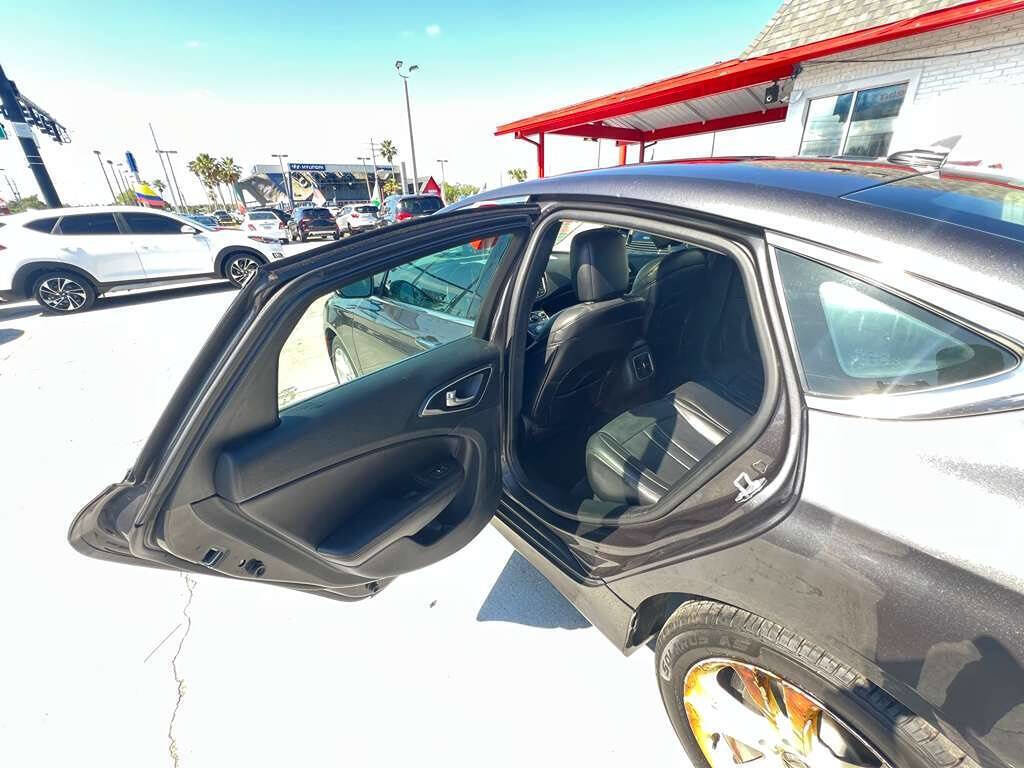 Used 2015 Chrysler 200 C w/ Navigation & Sound Group I AWD/4WD image 7