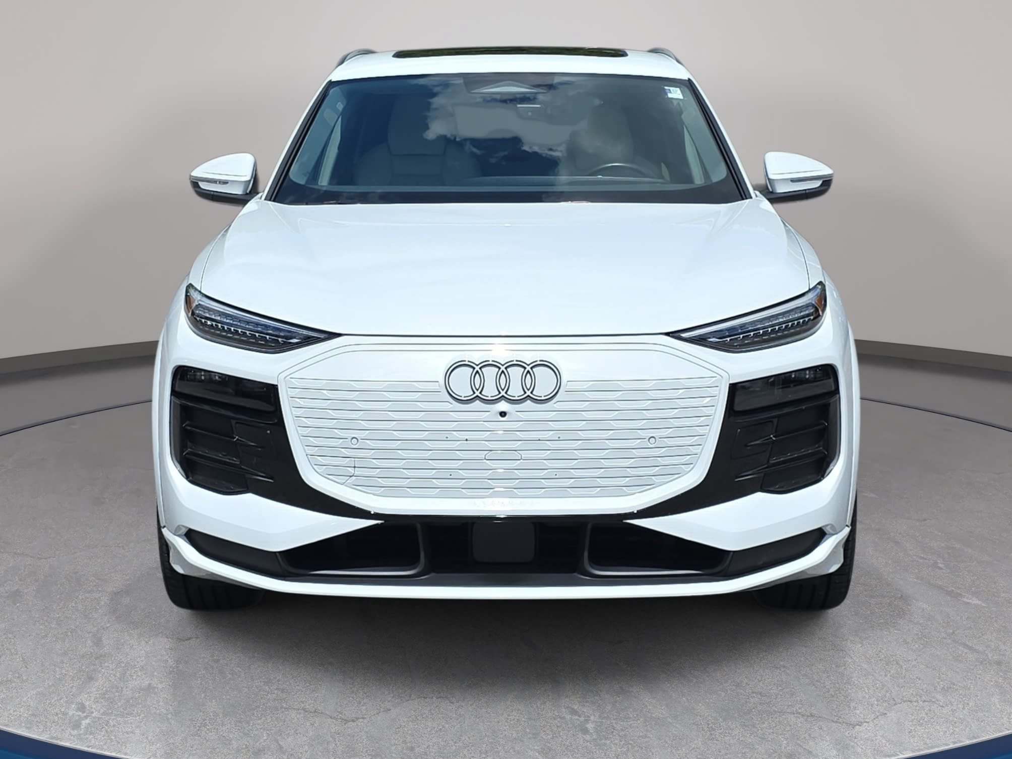 Used 2025 Audi Q6 e-tron Premium Plus AWD/4WD image 2