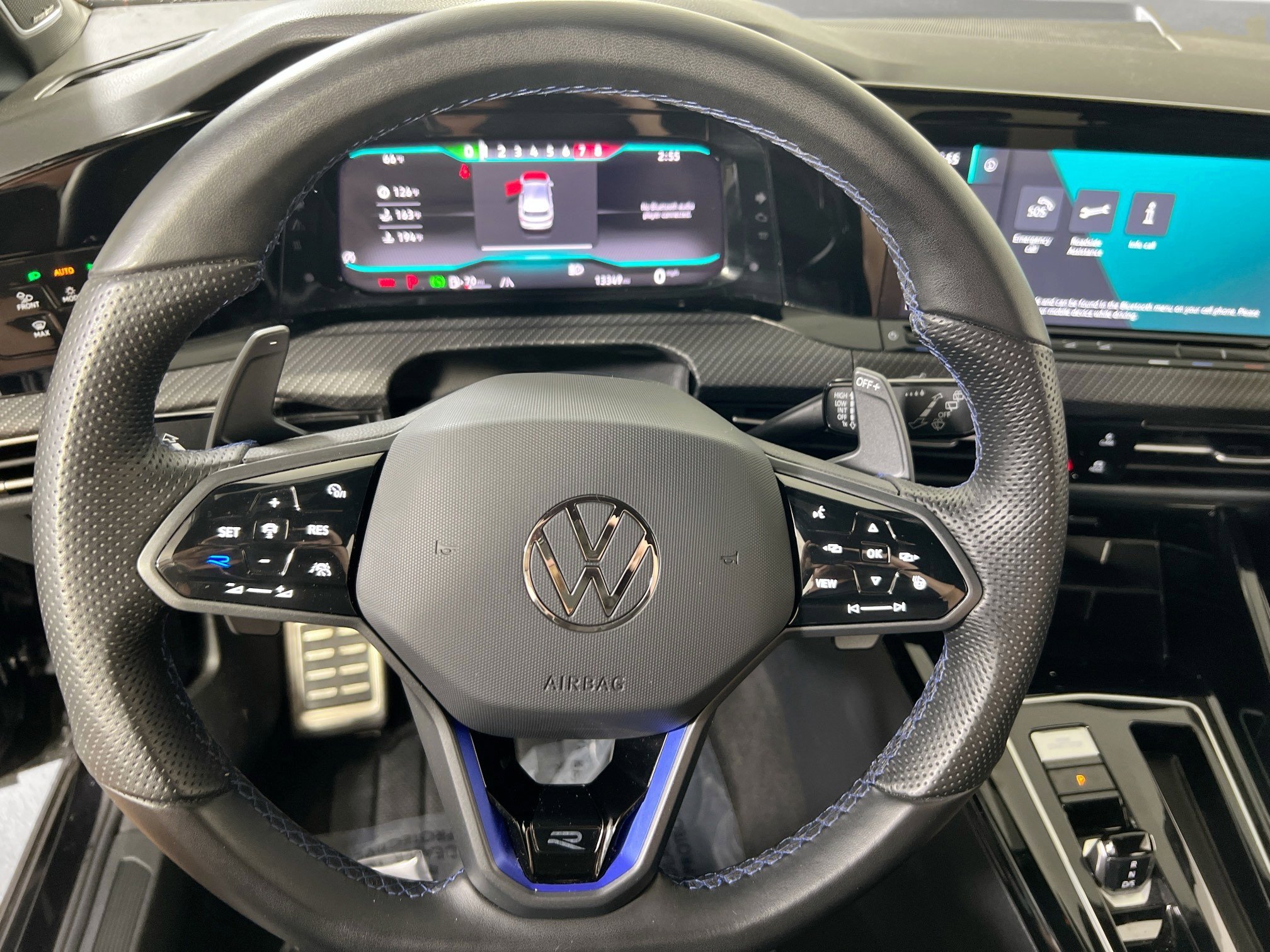 Used 2024 Volkswagen Golf R image 11