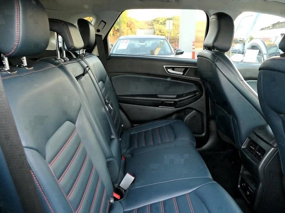 Used 2023 Ford Edge SEL w/ Sport Appearance Package image 35