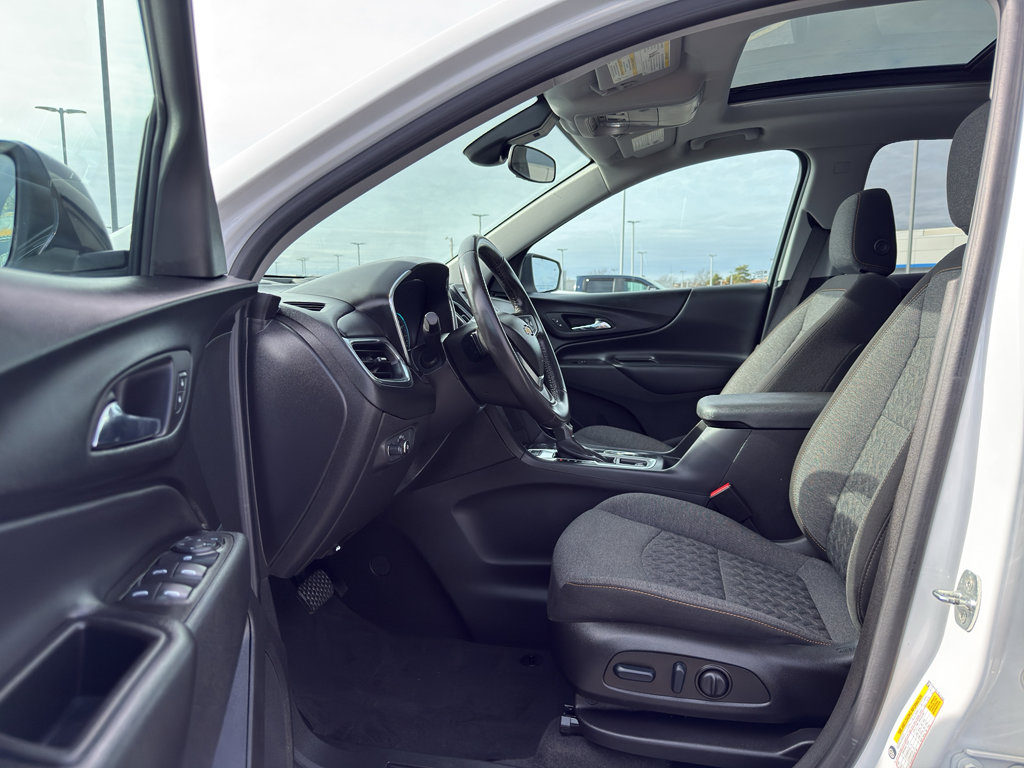 Used 2022 Chevrolet Equinox LT image 11