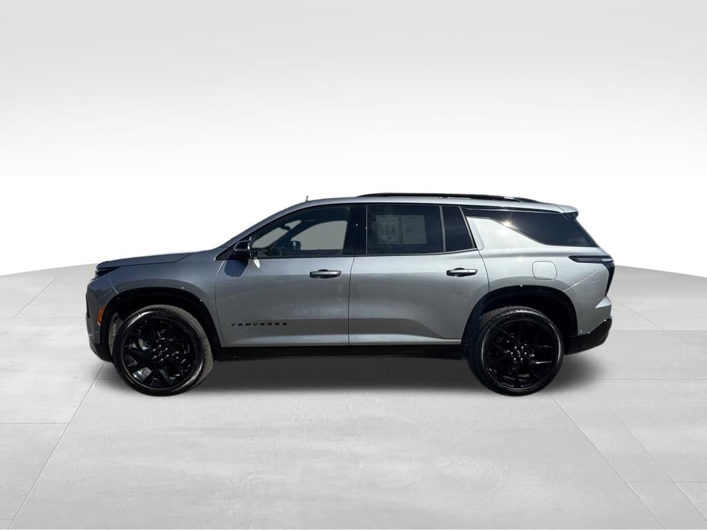 Used 2026 Chevrolet Traverse RS w/ LPO, Floor Liner Package AWD/4WD image 11