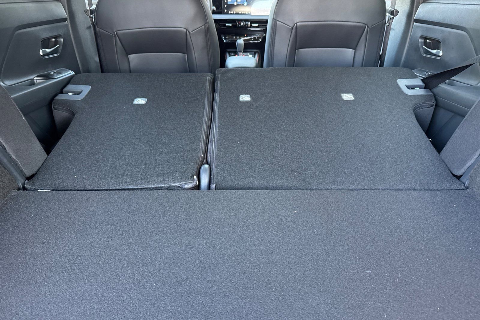 New 2026 Nissan Kicks SR w/ SR Premium Package image 12