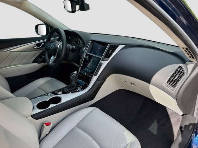 Used 2022 INFINITI Q50 Luxe w/ Cargo Package RWD image 13