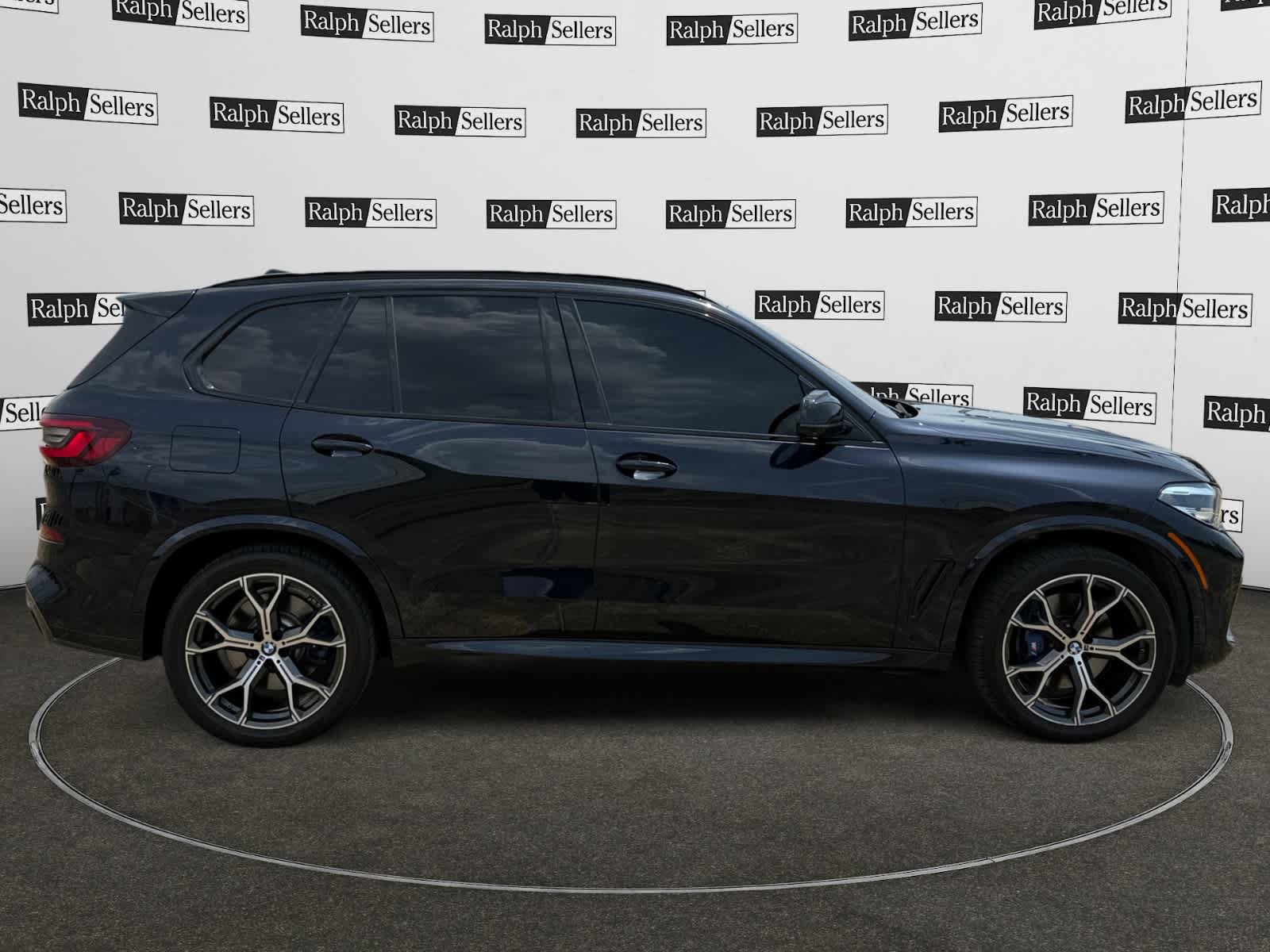 Used 2021 BMW X5 xDrive40i w/ M Sport Package AWD/4WD image 7