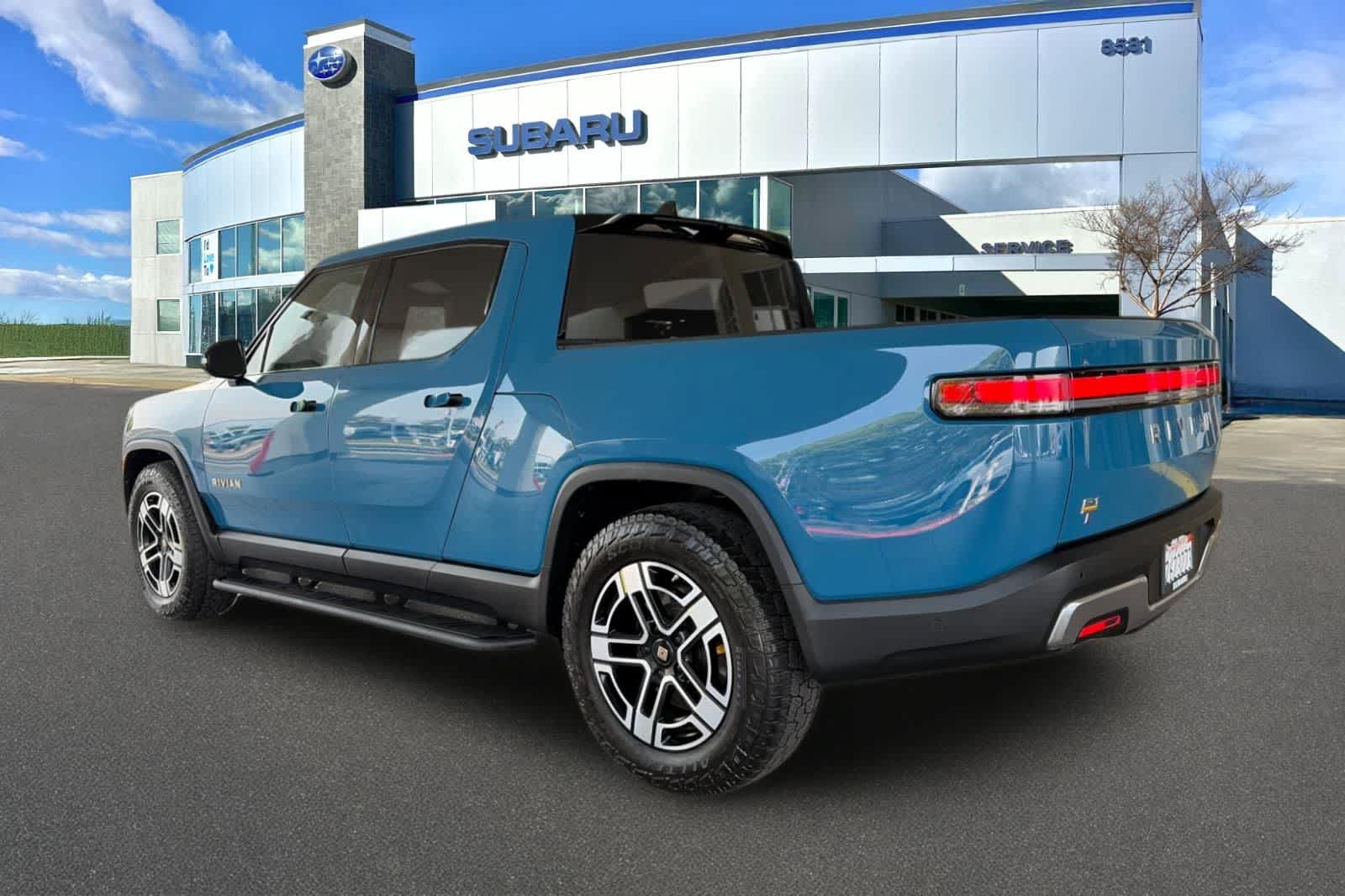Used 2022 Rivian R1T Launch Edition AWD/4WD image 8