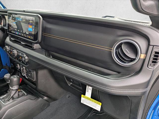 Certified 2025 Jeep Gladiator Sport image 20