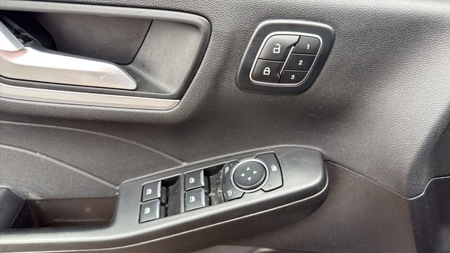 Used 2025 Ford Escape Platinum image 38
