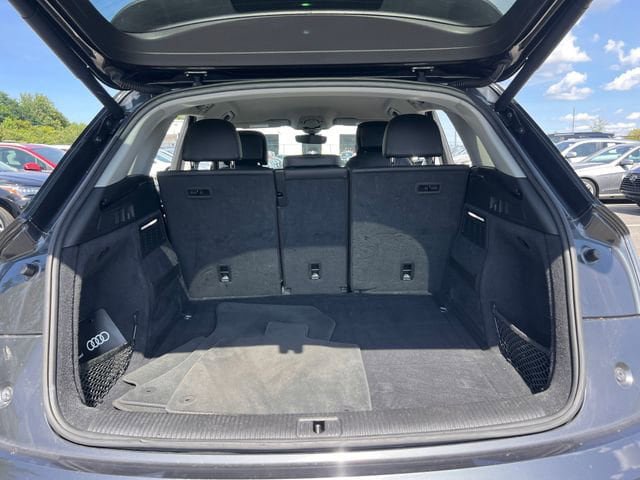 Used 2018 Audi Q5 2.0T Premium w/ Convenience Package AWD/4WD image 26