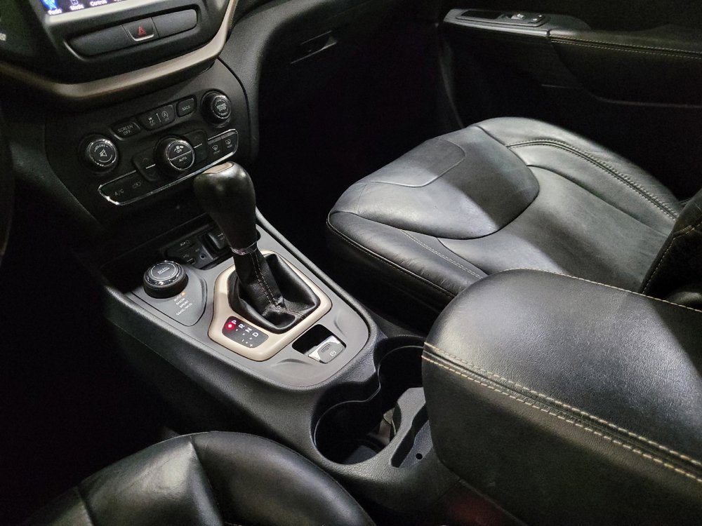 Used 2016 Jeep Cherokee High Altitude AWD/4WD image 26