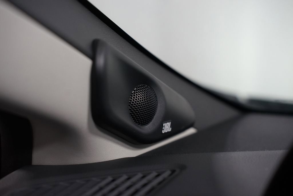 New 2026 Toyota Prius Plug-In Hybrid image 27