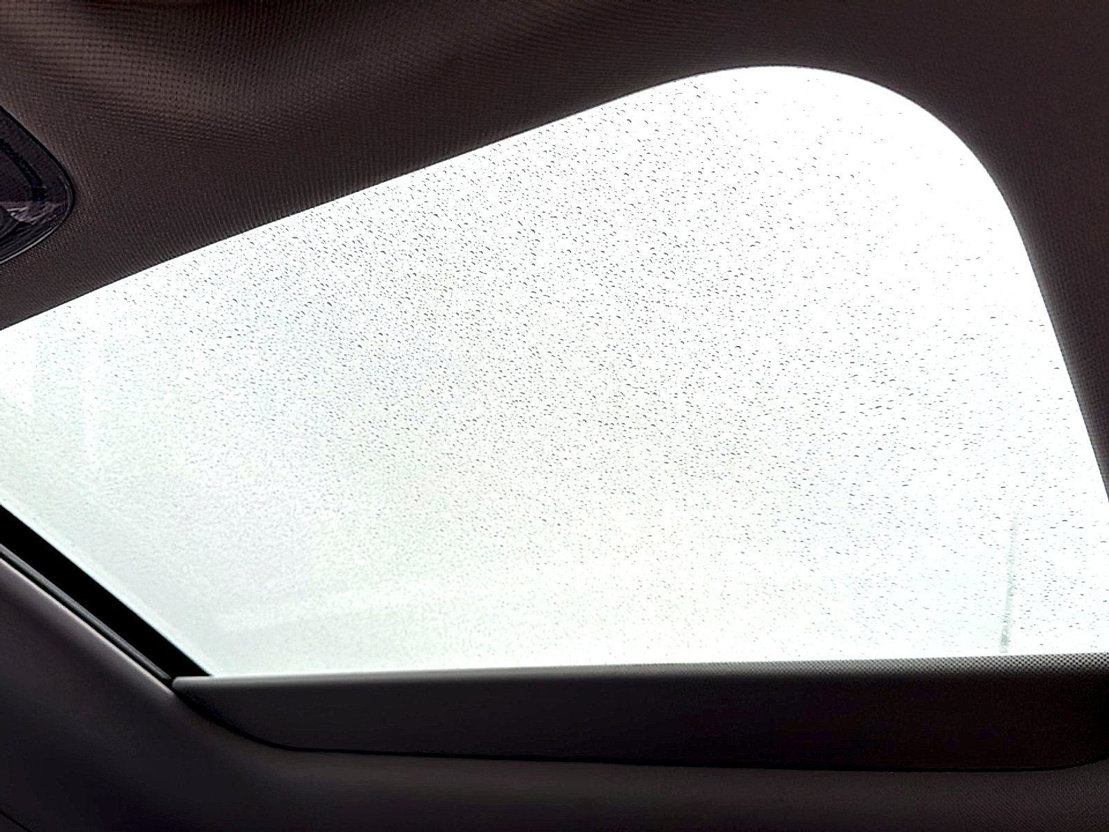 Used 2024 Hyundai Kona Limited image 38