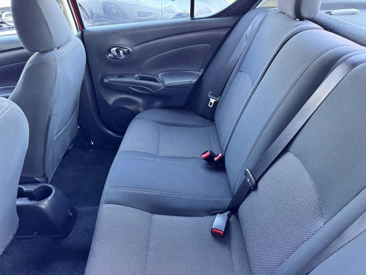 Used 2018 Nissan Versa SV FWD image 29