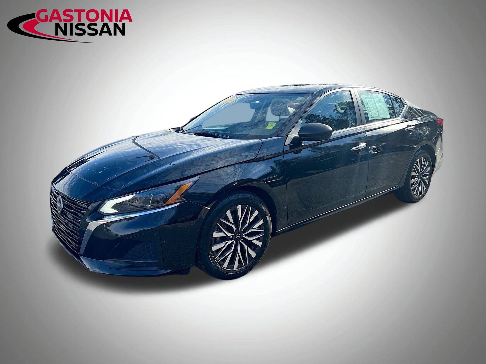 Used 2024 Nissan Altima 2.5 SV video 3