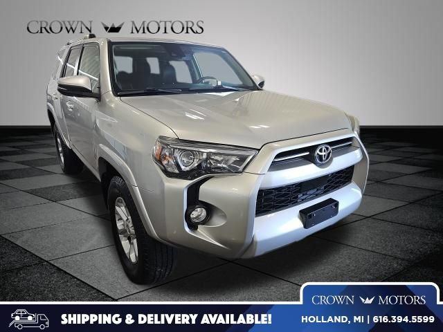Used 2020 Toyota 4Runner SR5 Premium w/ Moonroof Package AWD/4WD image 1