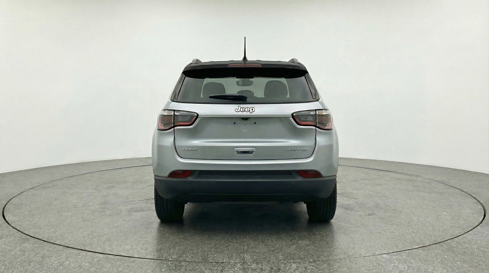 Used 2025 Jeep Compass Limited image 7