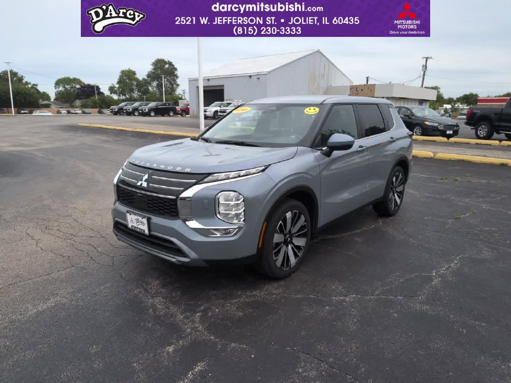 New 2026 Mitsubishi Outlander SE