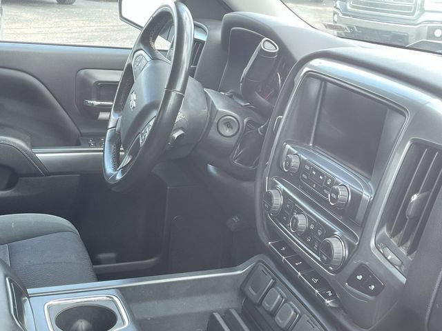 Used 2018 Chevrolet Silverado 1500 LT w/ All Star Edition AWD/4WD image 19