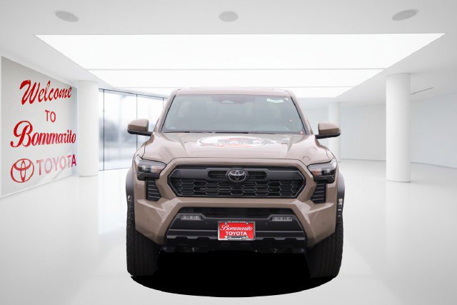 New 2026 Toyota Tacoma TRD Off-Road w/ TRD Off Road Premium Package AWD/4WD image 4