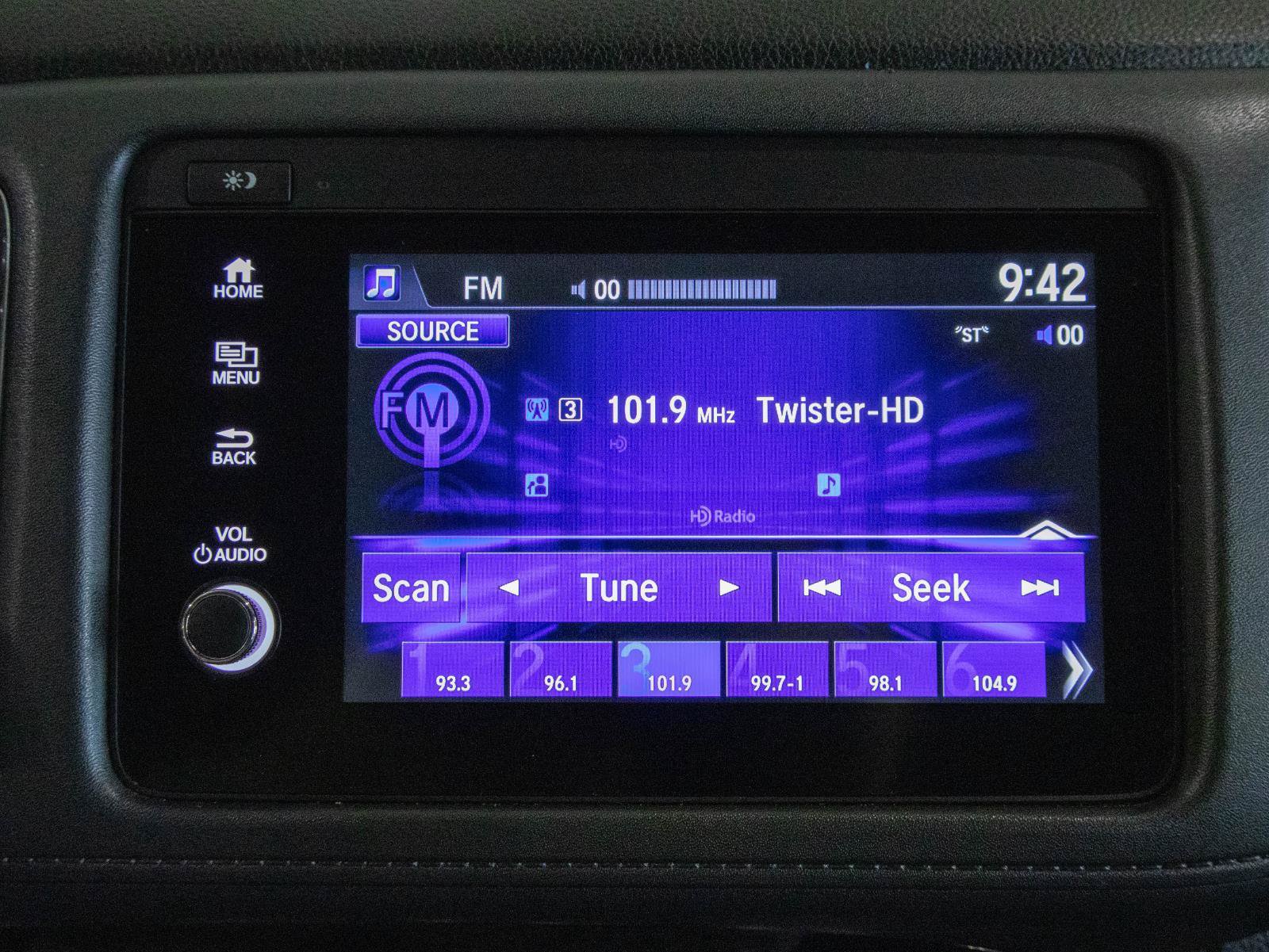Used 2020 Honda HR-V EX image 8