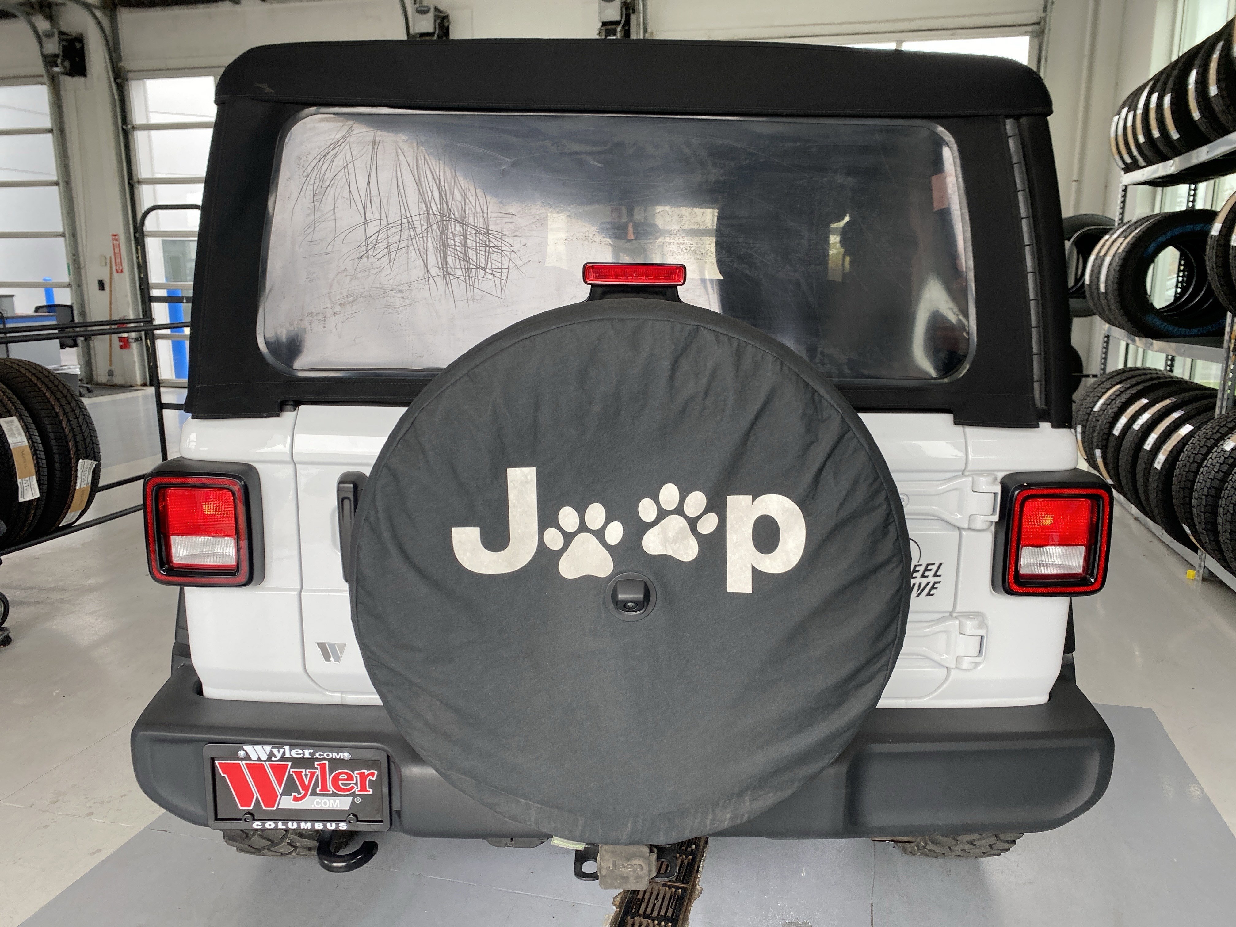 Used 2022 Jeep Wrangler Willys image 5