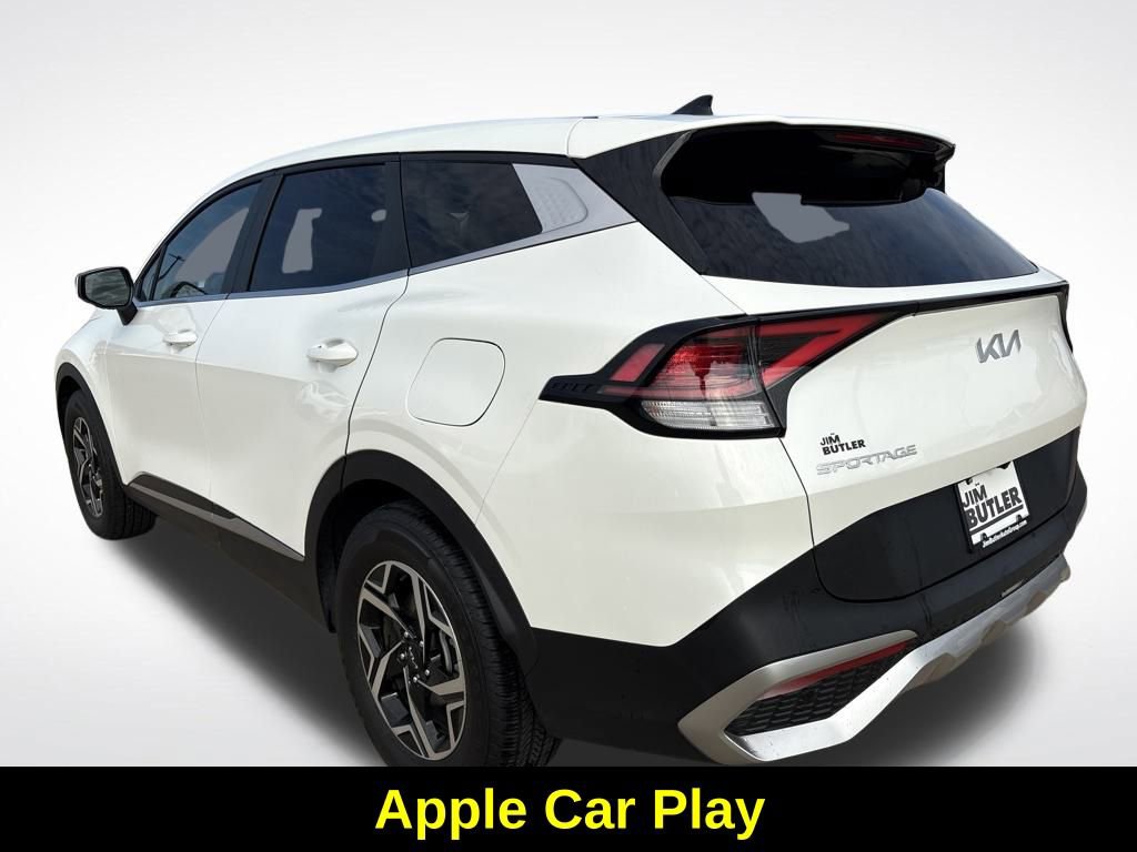Used 2023 Kia Sportage LX image 4