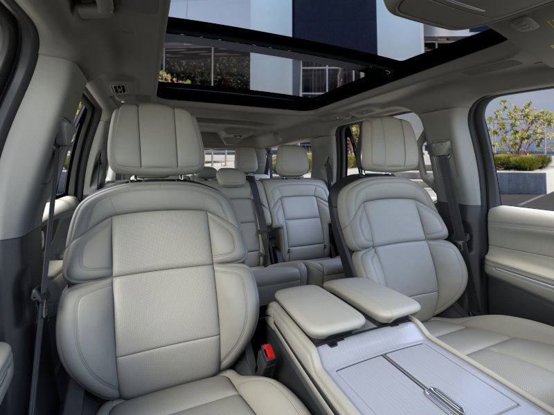 New 2026 Lincoln Navigator L Reserve image 9