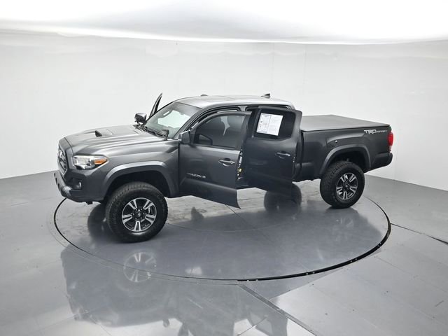 Used 2016 Toyota Tacoma TRD Sport RWD image 44