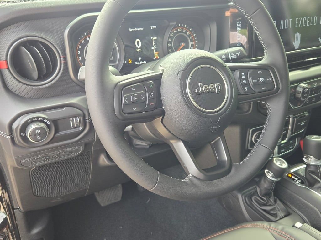 New 2026 Jeep Gladiator Rubicon AWD/4WD image 24