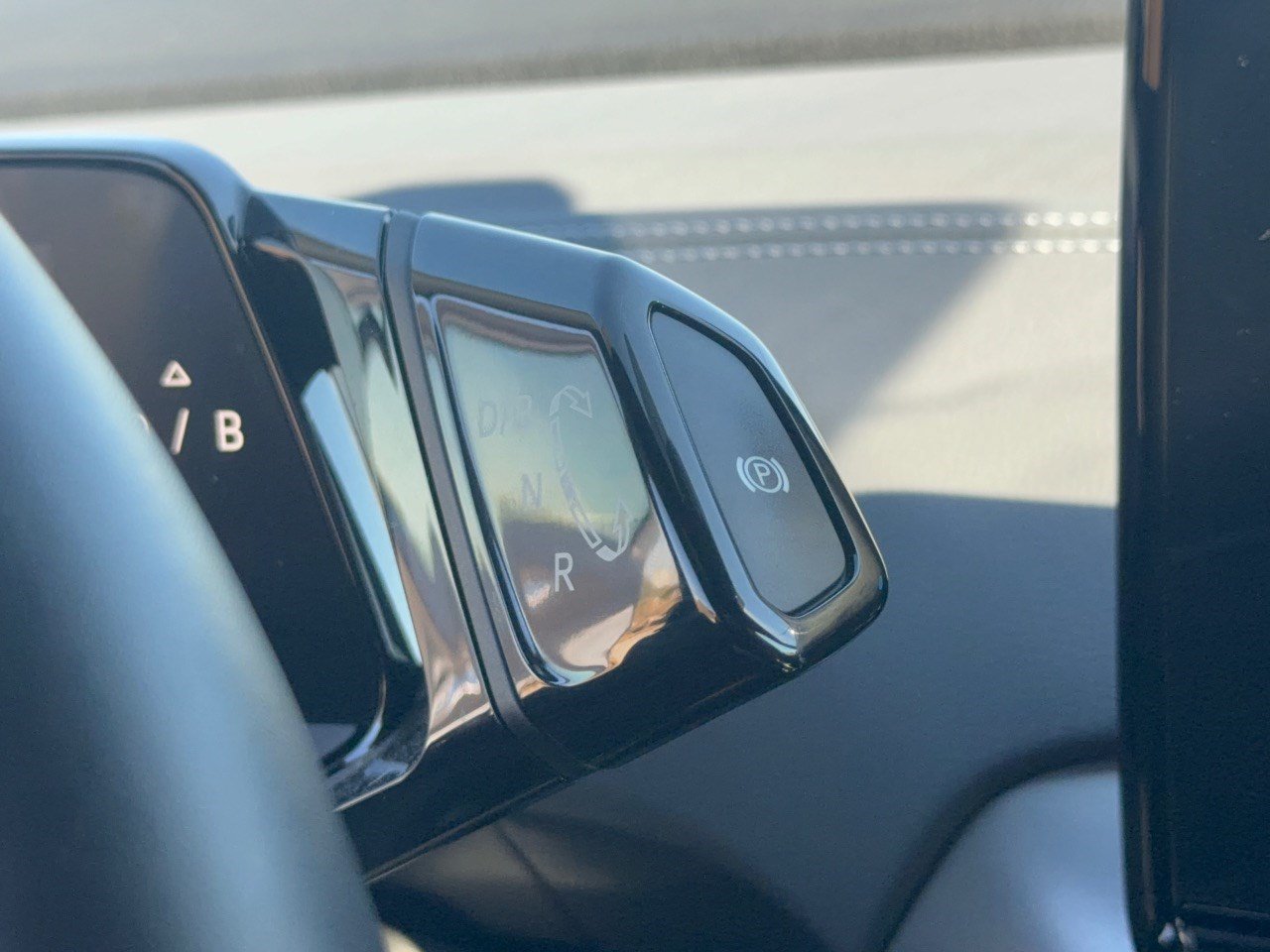Used 2025 Volkswagen ID.4 Limited RWD image 21