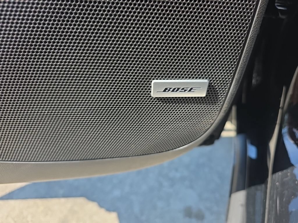 Used 2024 Buick Enclave Avenir w/ Avenir Technology Package FWD image 22