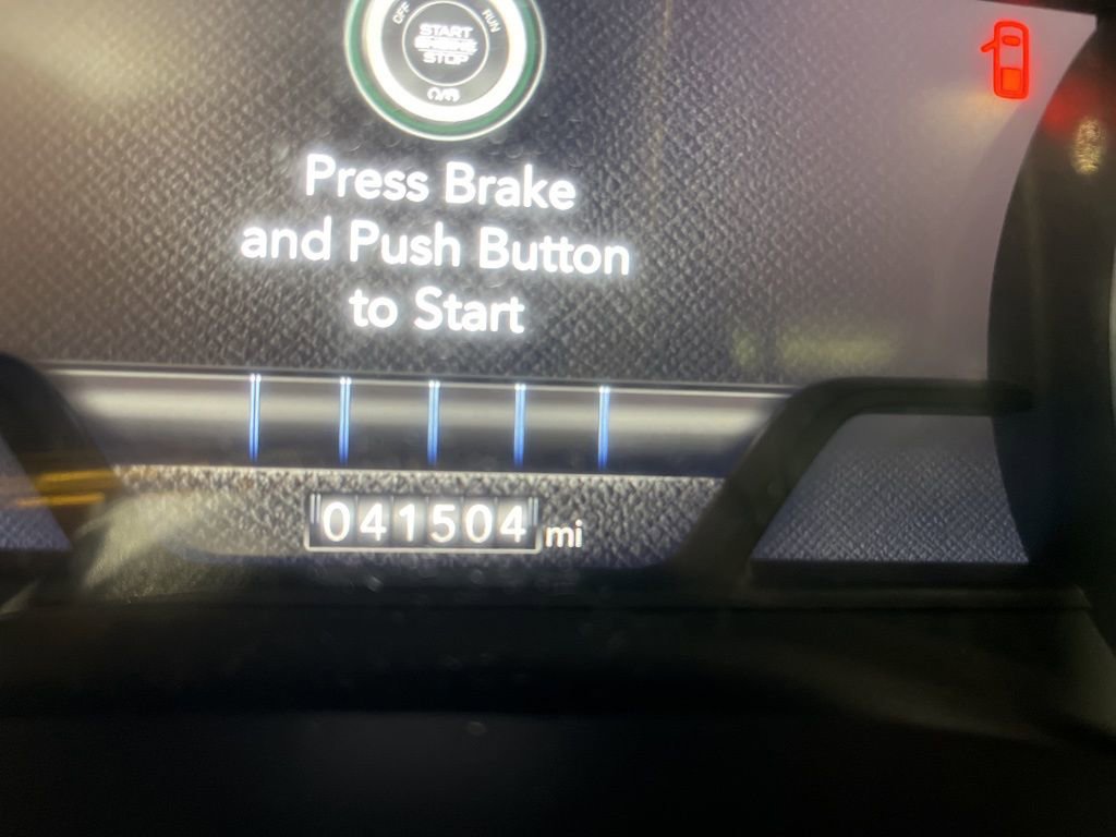 Used 2022 RAM 1500 Big Horn image 2