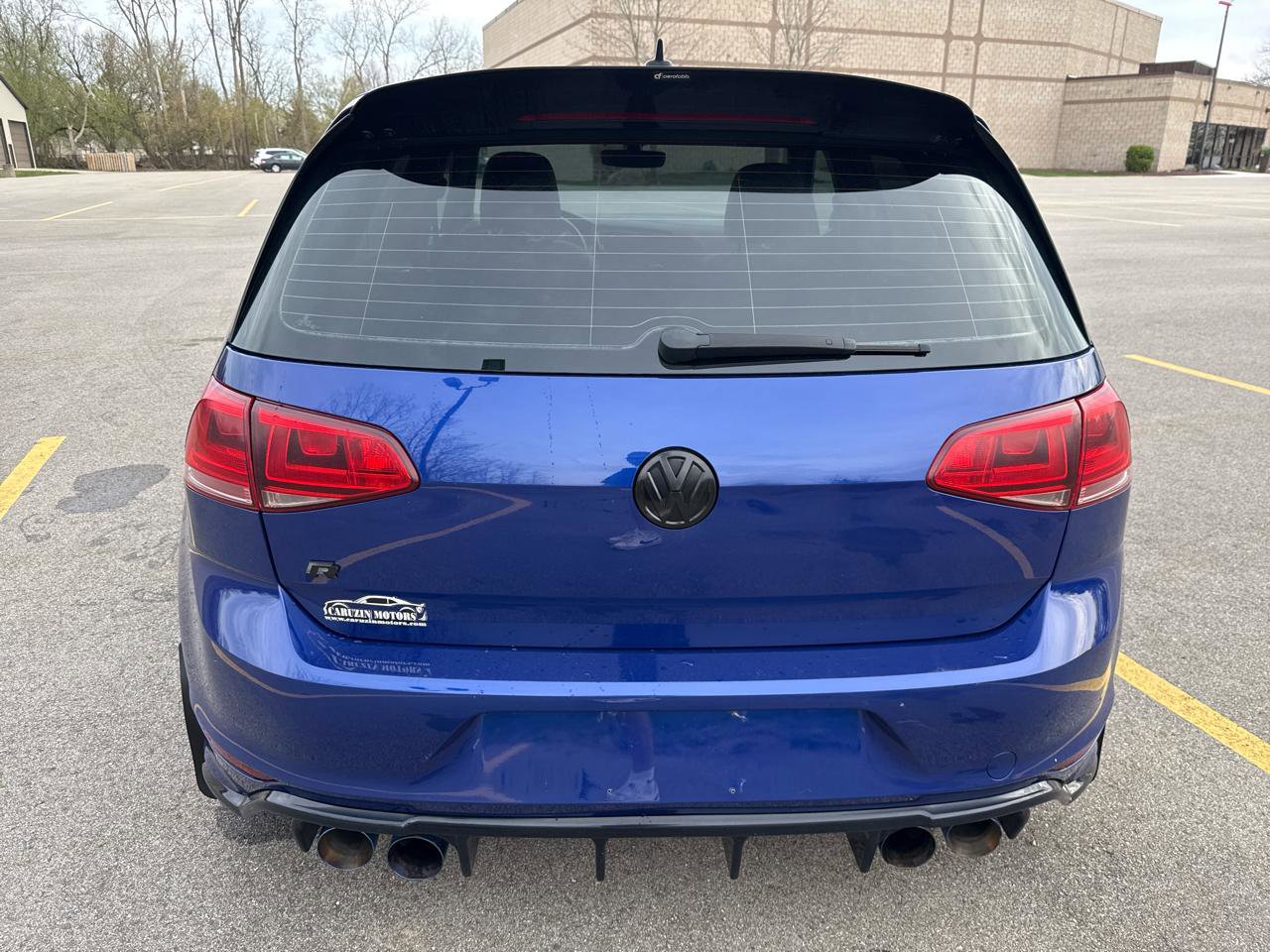 Used 2017 Volkswagen Golf 4-Door AWD/4WD image 6