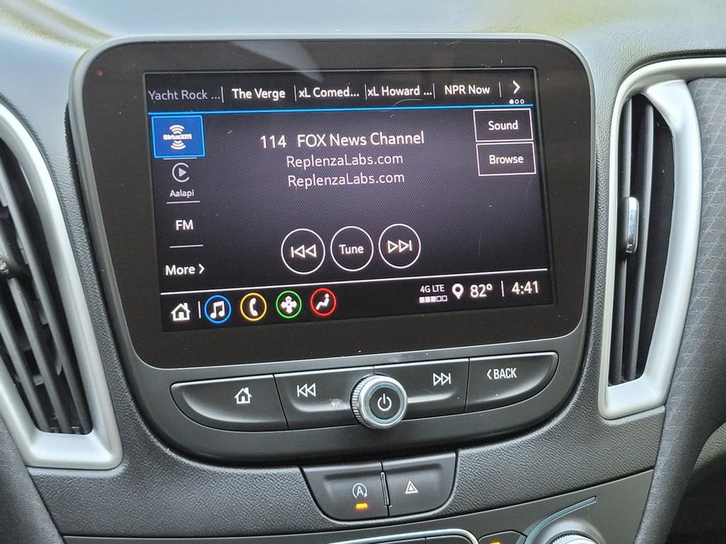 Used 2022 Chevrolet Malibu LT image 14