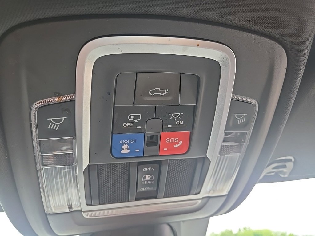 Used 2021 RAM 1500 Limited image 94