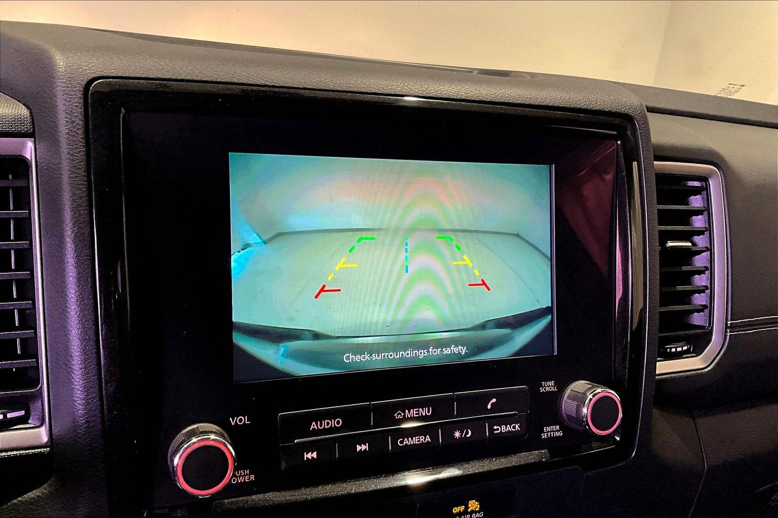 Used 2022 Nissan Frontier SV AWD/4WD image 15