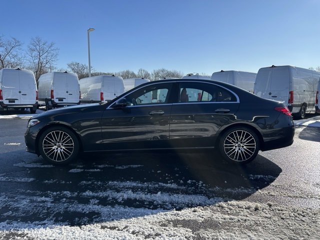Used 2022 Mercedes-Benz C 300 4MATIC Sedan image 3