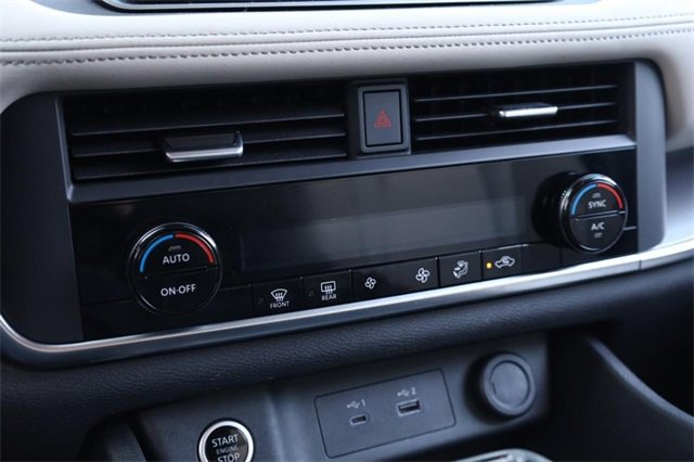 Certified 2023 Nissan Rogue SV image 13