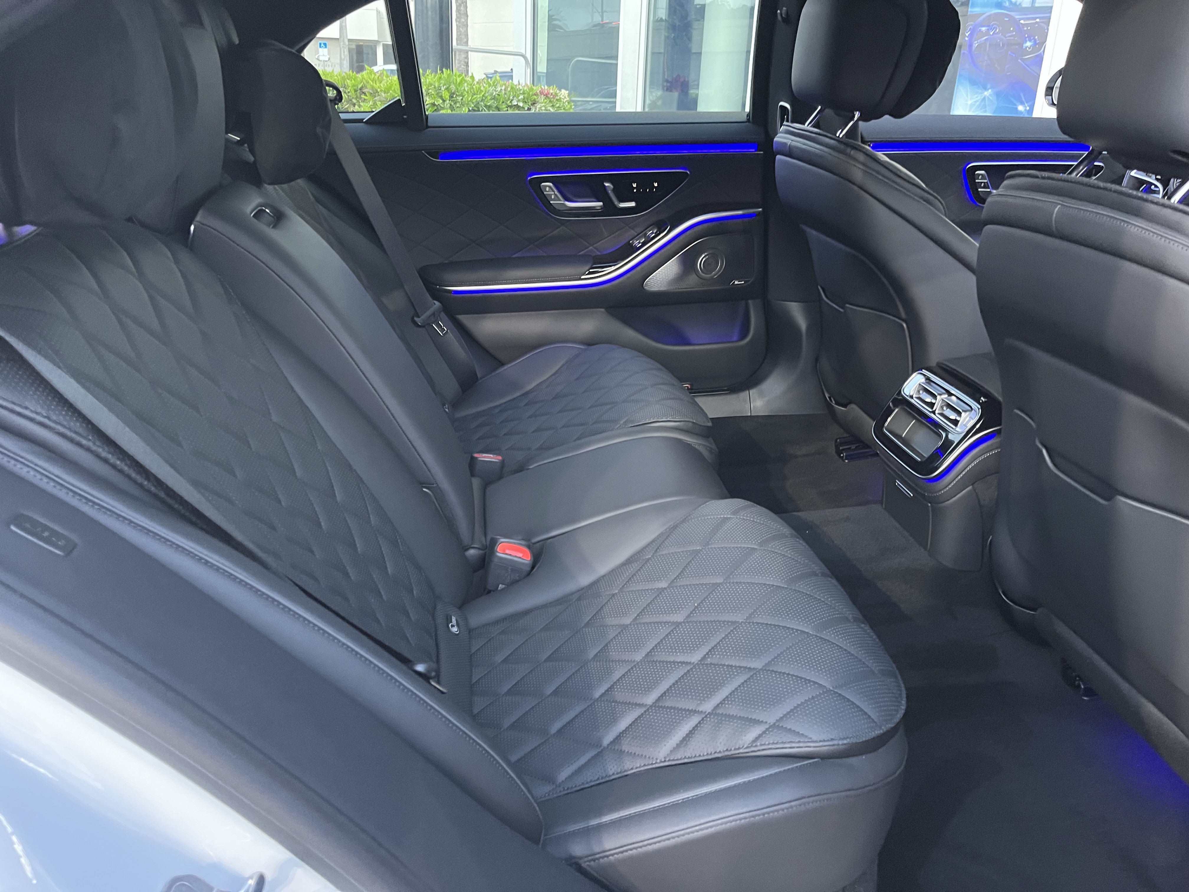 New 2026 Mercedes-Benz S 580e 4MATIC Sedan image 22