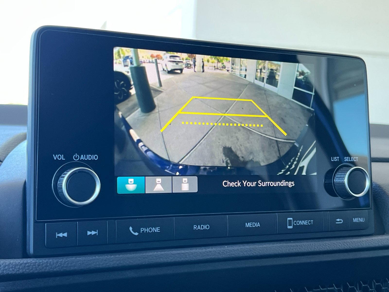 Used 2025 Honda CR-V LX image 19